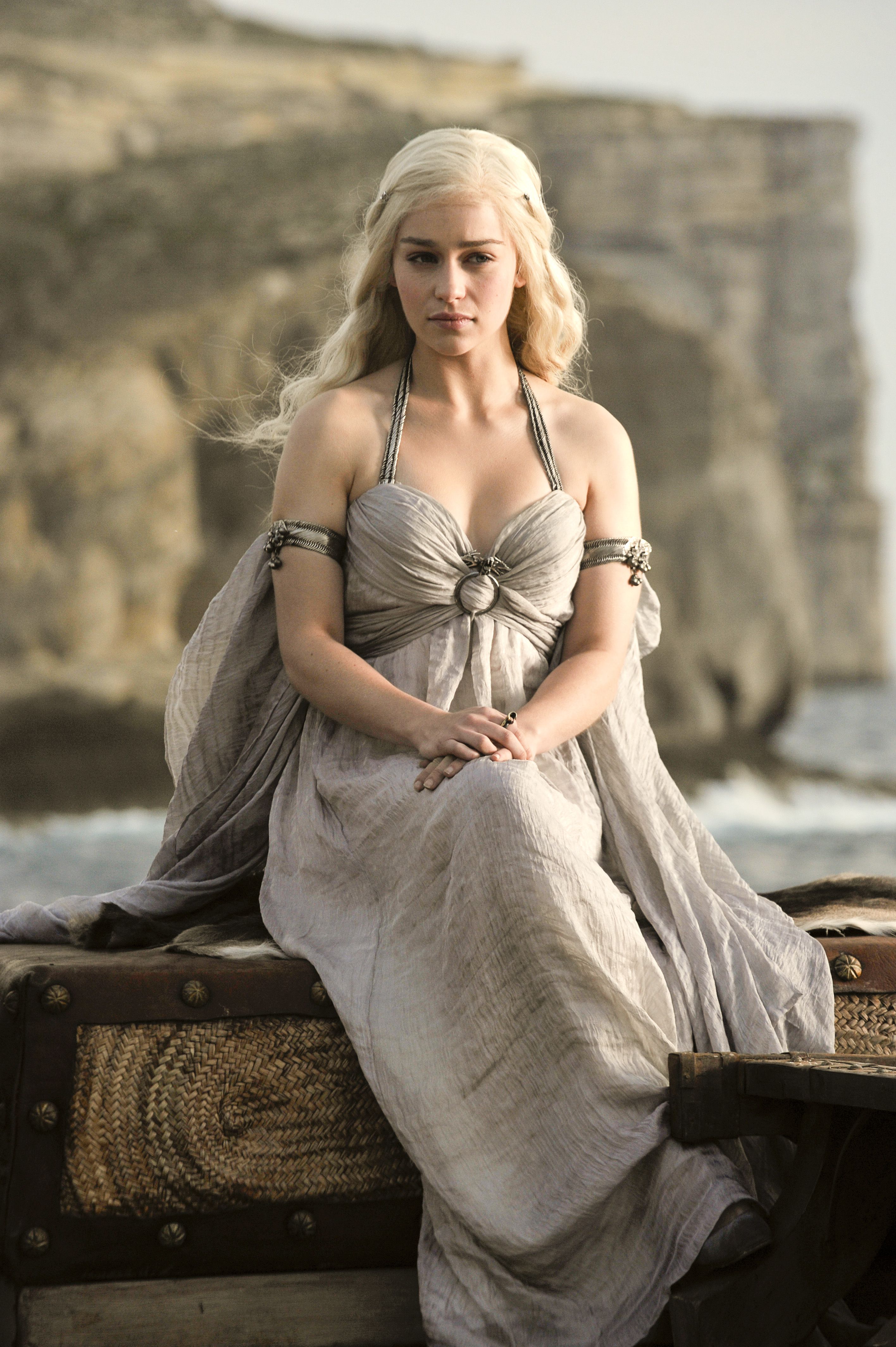 daenerys dress